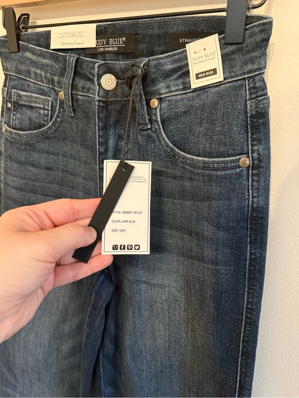 Judy Blue • Be In Control Tummy Control NWT Sz 0 Straight Dark Wash Jean - Picture 11 of 11